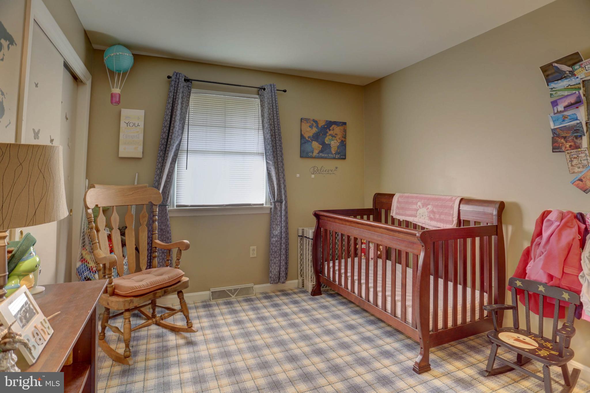 26 Fairland Road Manheim, PA 17545 - Photo 15 of 25 Bedroom 3