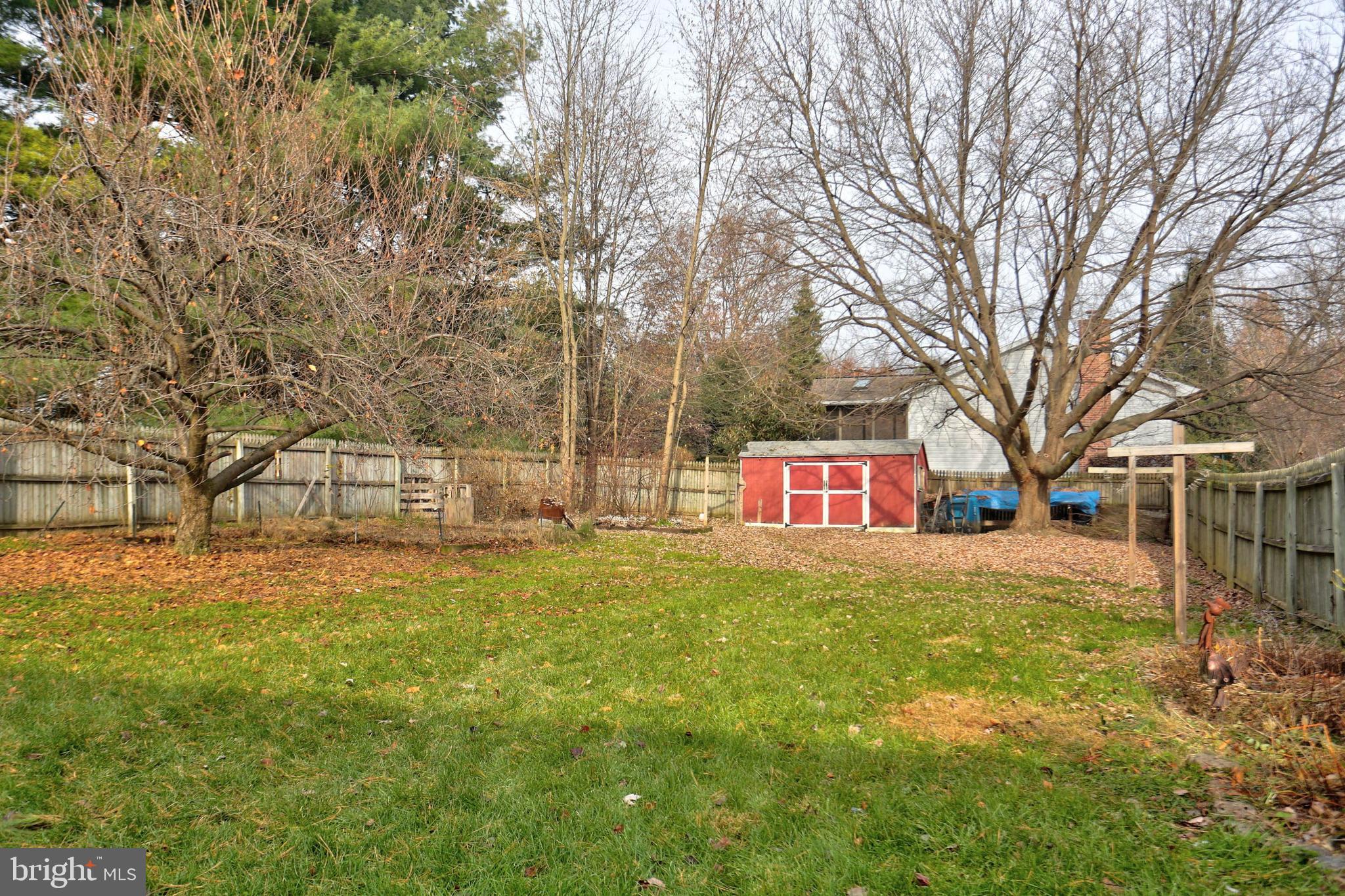26 Fairland Road Manheim, PA 17545 - Photo 23 of 25 Back Yard