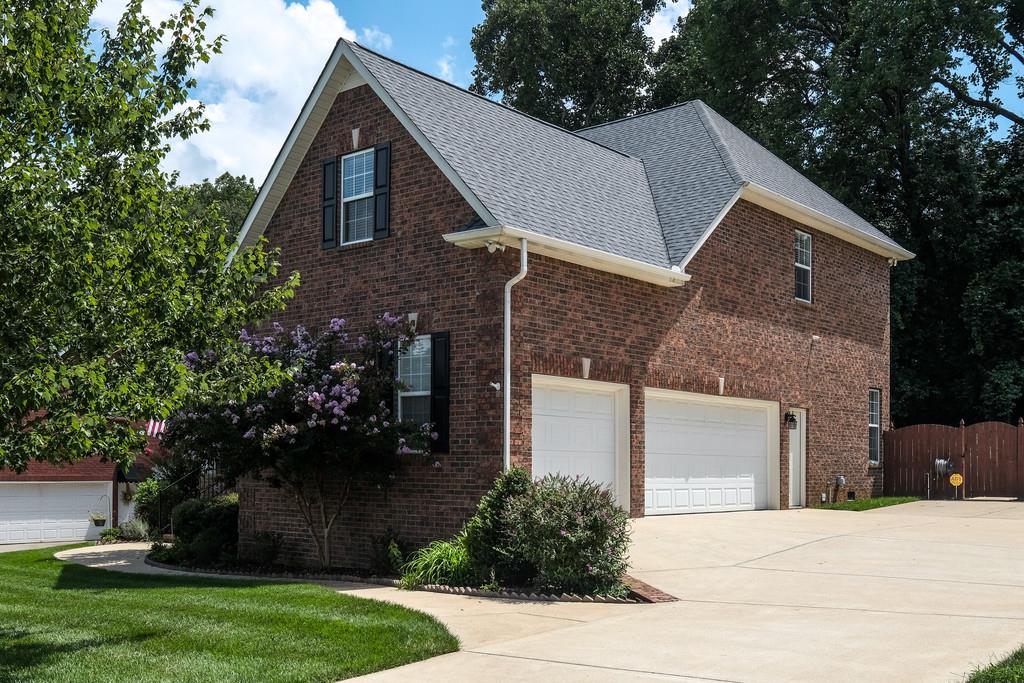 404 Savannah Ridge Murfreesboro, TN 37127 - Photo 2 of 30 Gallery Image 2