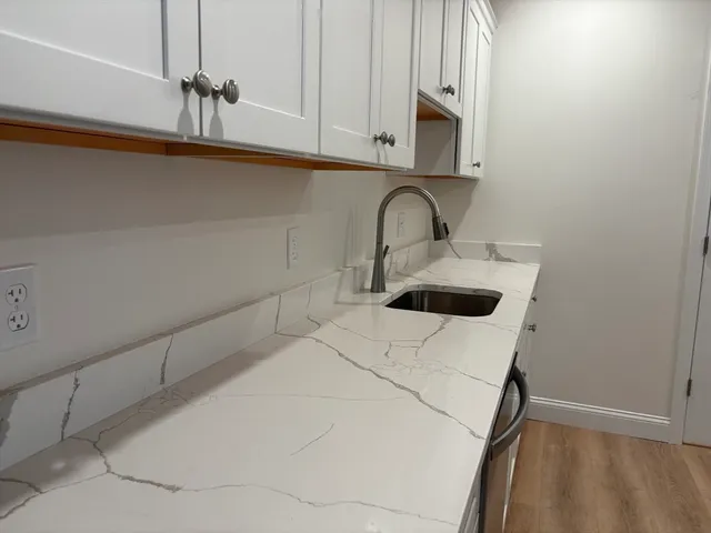 a close view of sink and tap