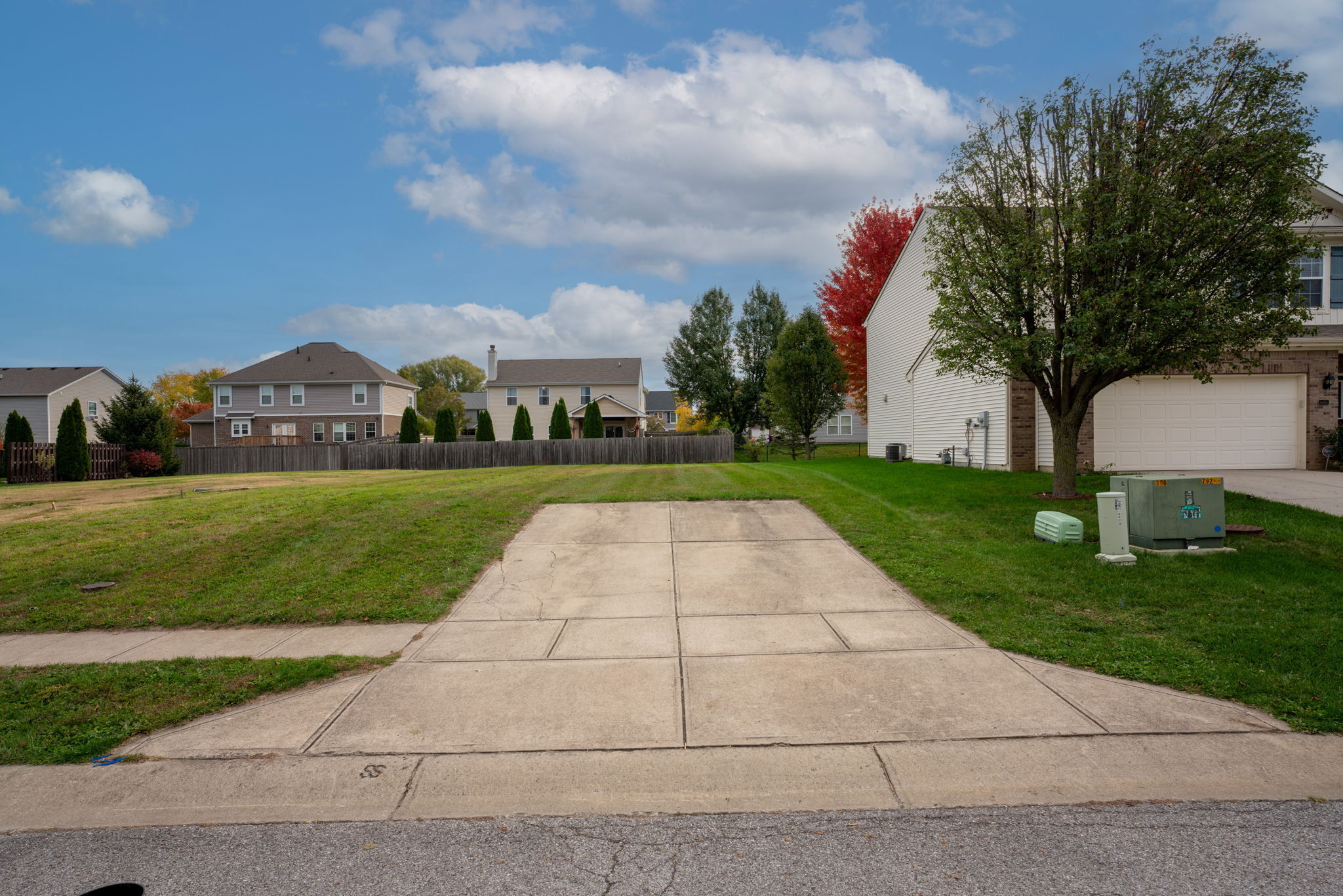 8355 Fieldfare Way Indianapolis, IN 46237 - Photo 3 of 14