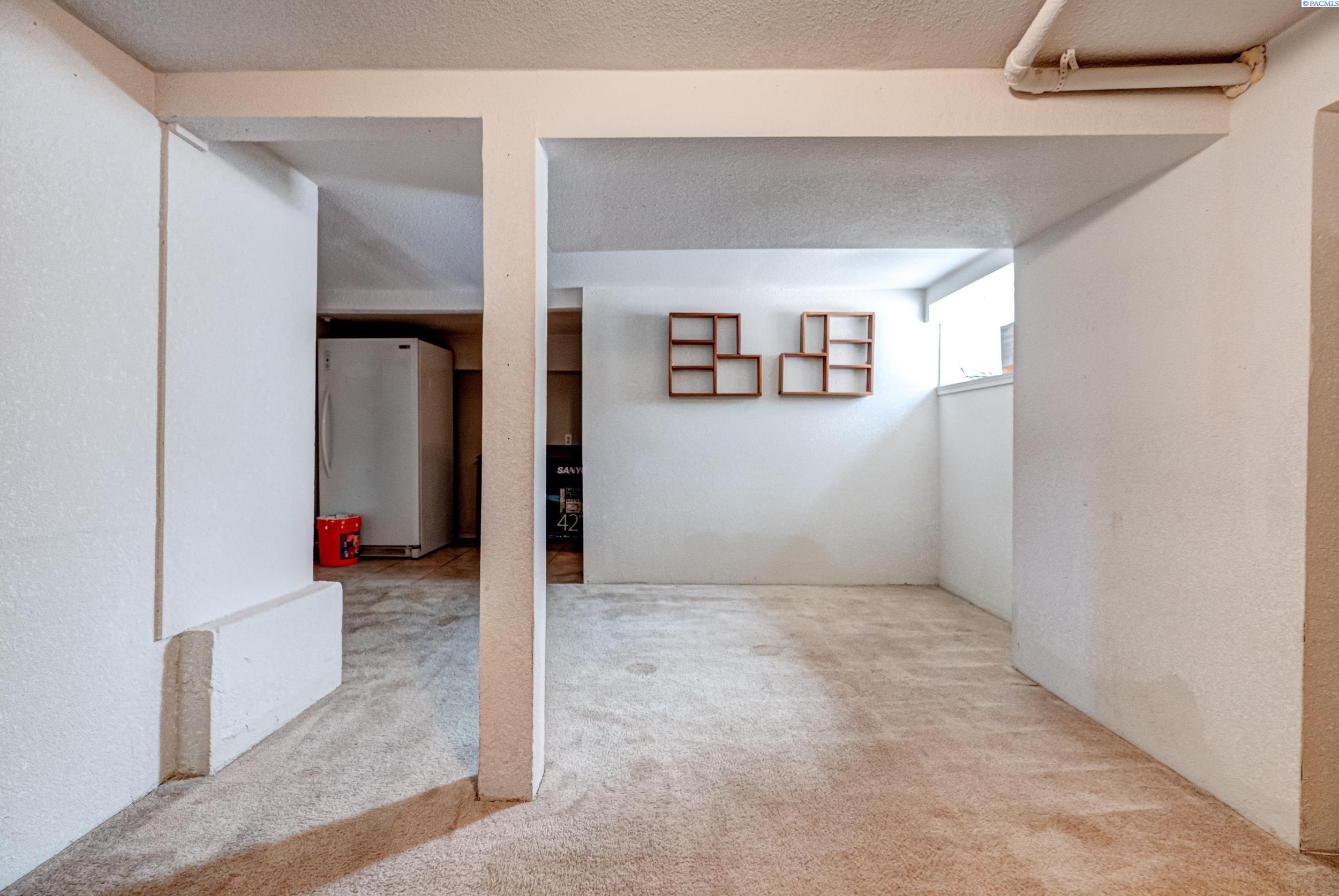 29905 South Finley Road Kennewick, WA 99337 - Photo 17 of 30 Gallery Image 17