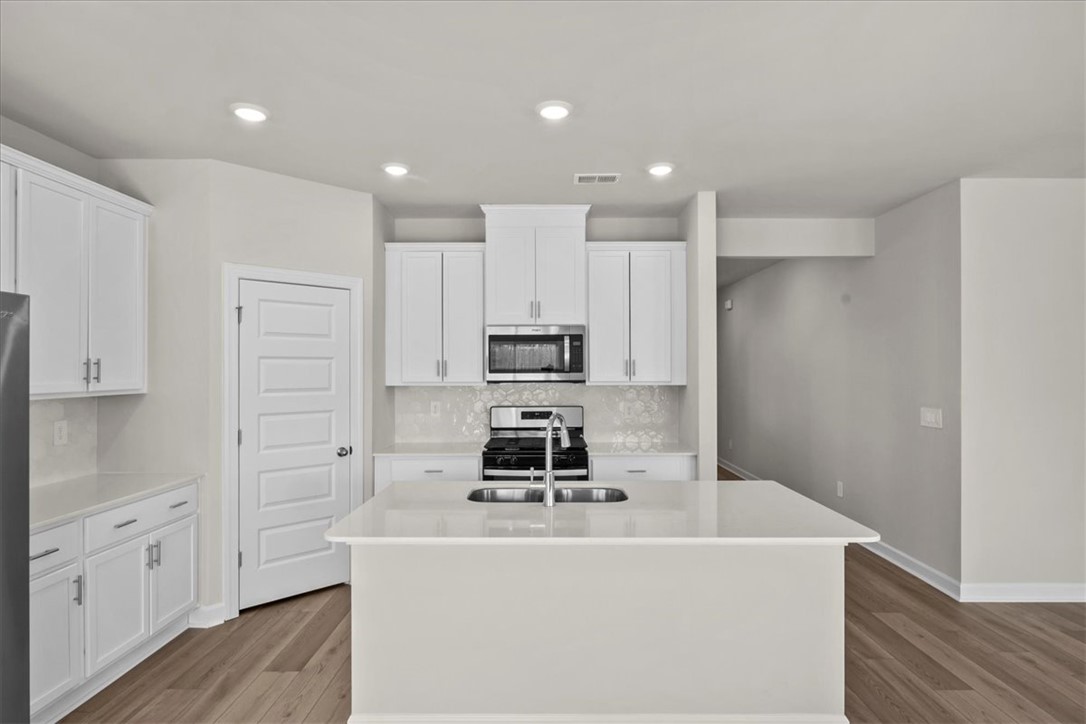 107 Madison Court Gray Court, SC 29645 - Photo 11 of 43