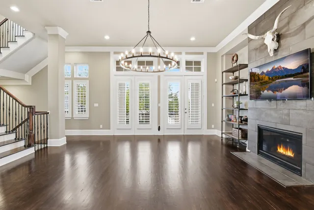 $525,000 | 10933 Upland Park, Houston, TX 77043