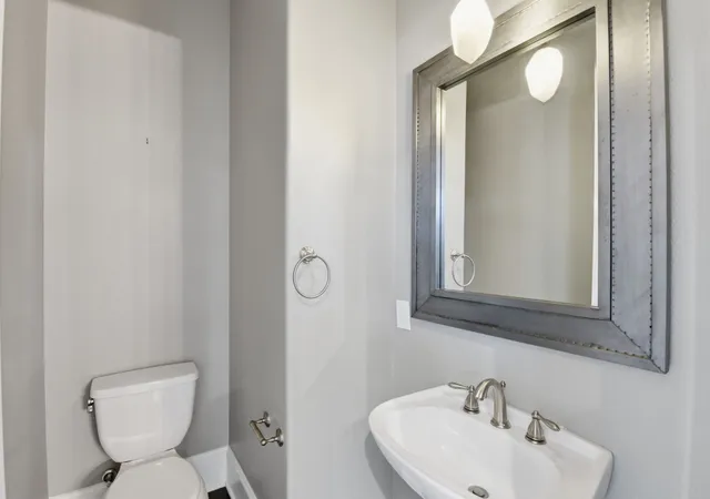 $525,000 | 10933 Upland Park, Houston, TX 77043