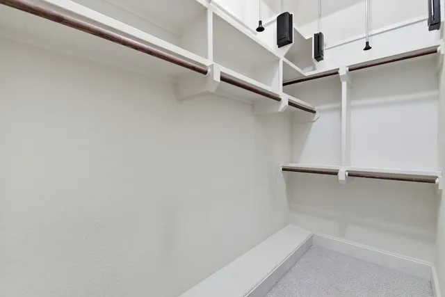 $525,000 | 10933 Upland Park, Houston, TX 77043