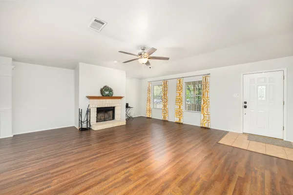 $369,990 | 507 Hillsborough Cove, Leander, TX 78641