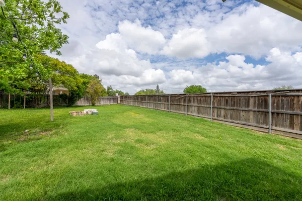 $369,990 | 507 Hillsborough Cove, Leander, TX 78641
