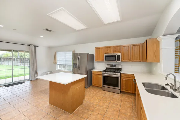 $369,990 | 507 Hillsborough Cove, Leander, TX 78641