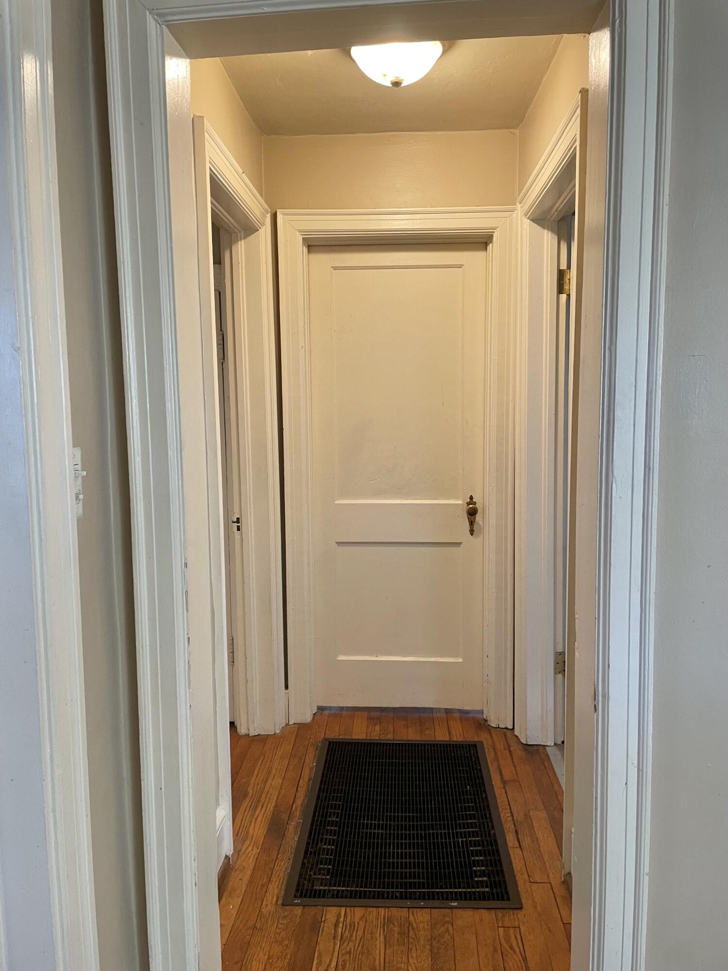 1152 Hamilton Avenue Southwest Roanoke, VA 24015 - Photo 20 of 36 Hall