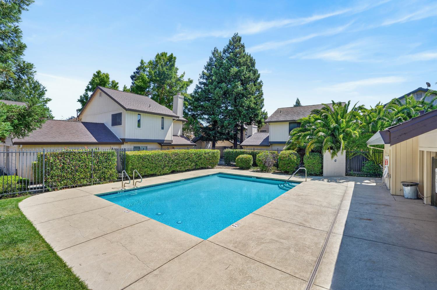 6740 Calvine Road Sacramento, CA 95823 - Photo 33 of 36