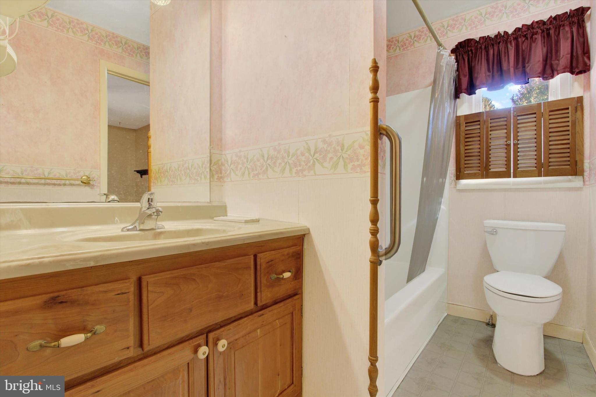 5066 Hillclimb Road Spring Grove, PA 17362 - Photo 16 of 41 Gallery Image 16
