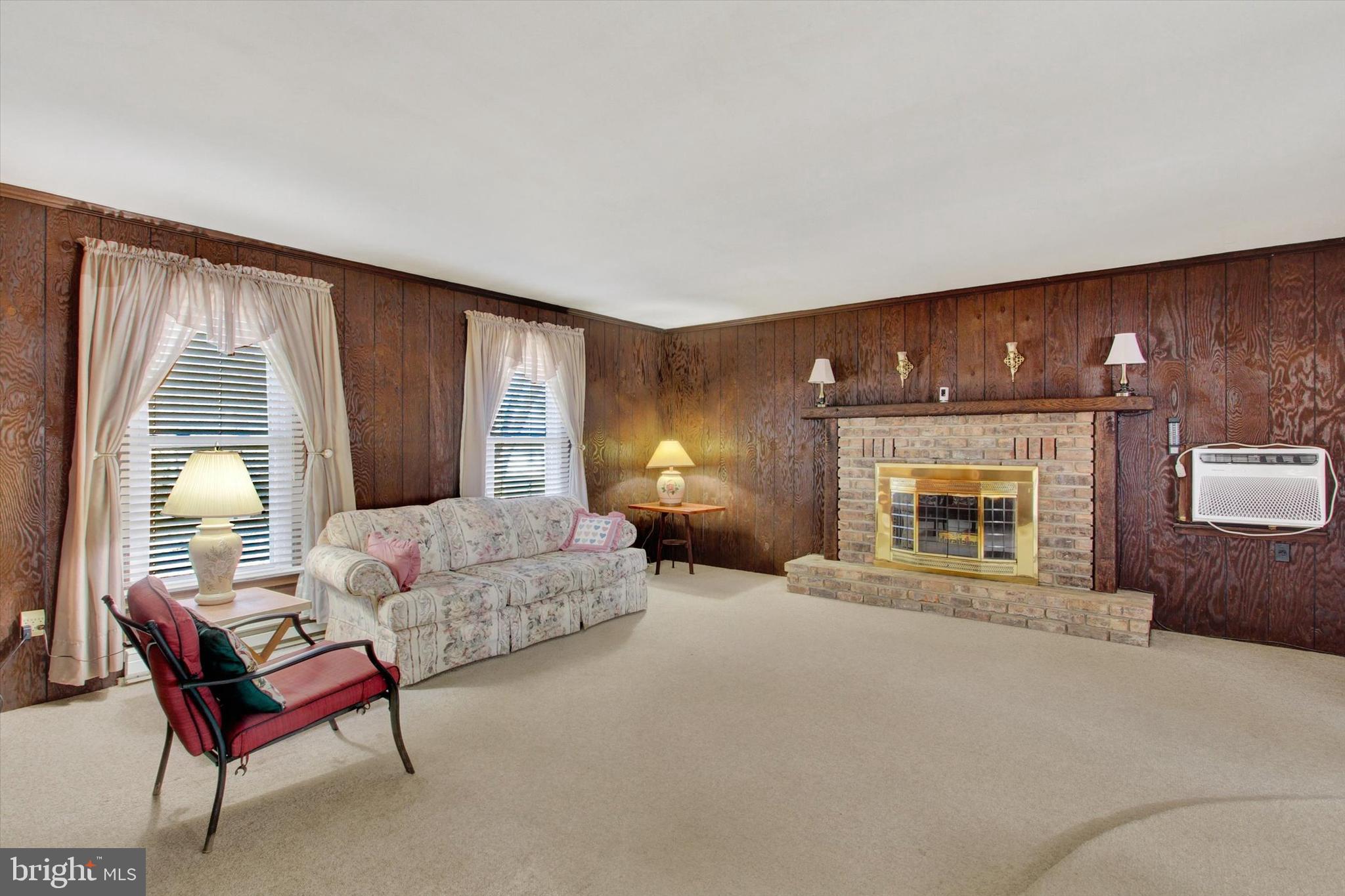 5066 Hillclimb Road Spring Grove, PA 17362 - Photo 4 of 41 Gallery Image 4