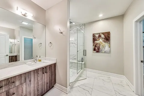 $925,000 | 2730 West Armitage Avenue, Unit 1W, Chicago, IL 60647