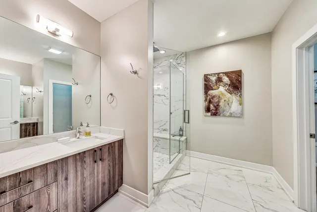 $925,000 | 2730 West Armitage Avenue, Unit 1W, Chicago, IL 60647