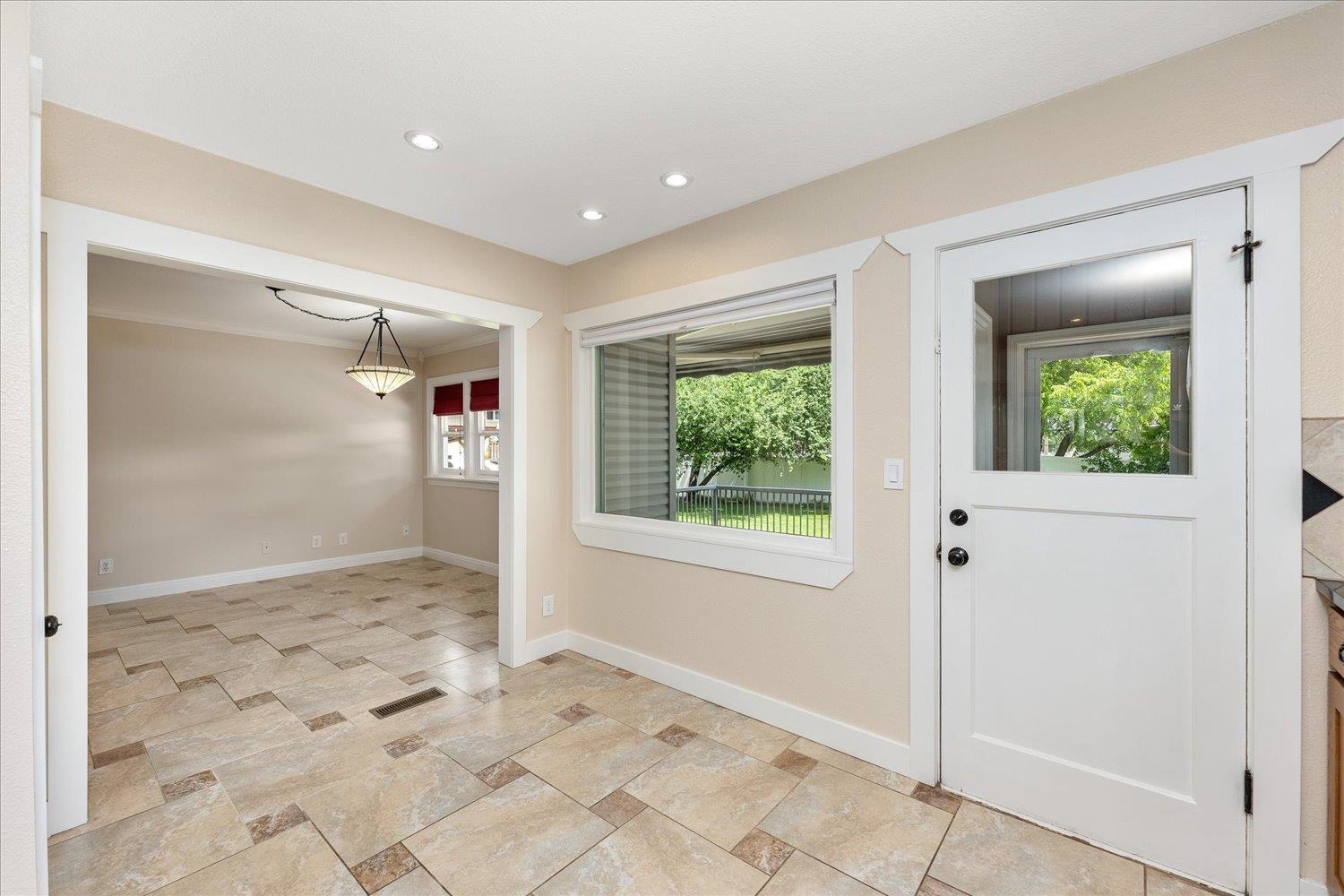 116 North Walnut Road Spokane Valley, WA 99206 - Photo 13 of 39