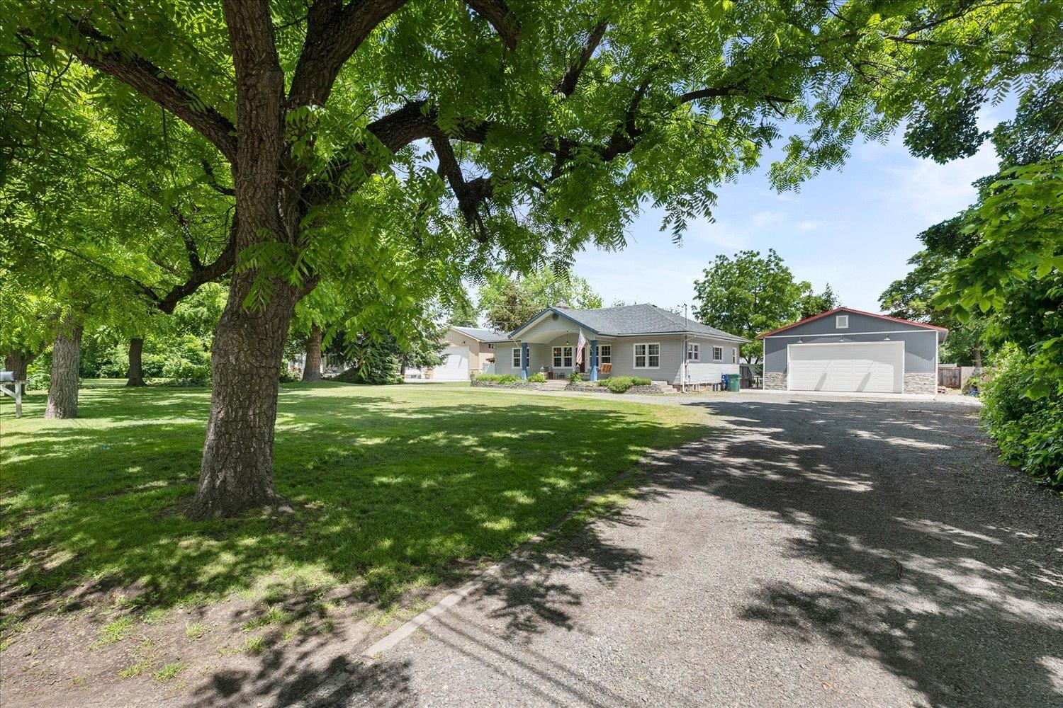 116 North Walnut Road Spokane Valley, WA 99206 - Photo 4 of 39