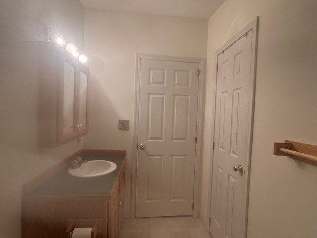 8 Ians Path Hampstead, NH 03841 - Photo 27 of 29