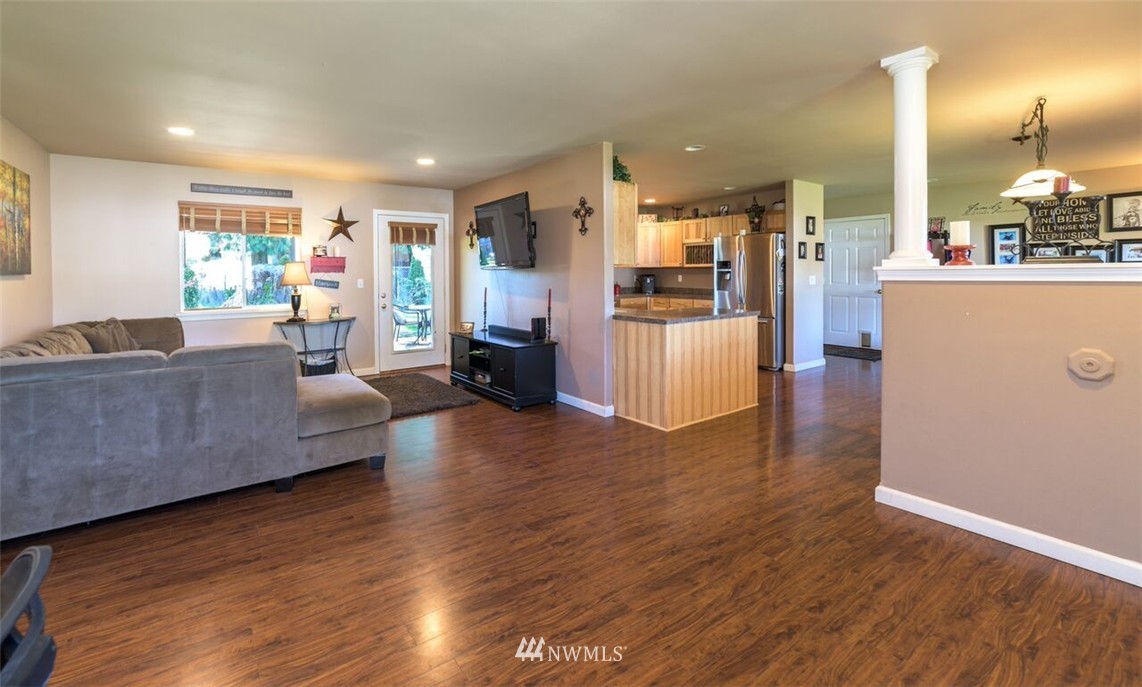 24224 Polte Road Sedro-Woolley, WA 98284 - Photo 3 of 23 Gallery Image 3