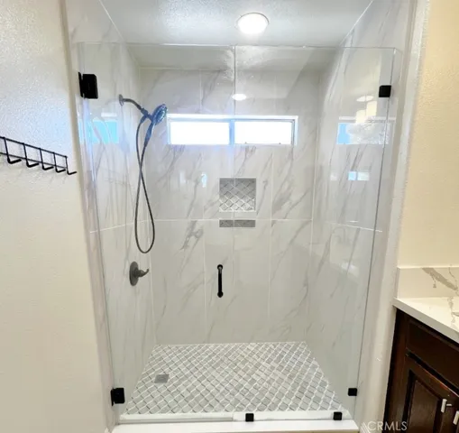 $3,895 | 40108 Ave Venida, Murrieta, CA 92562