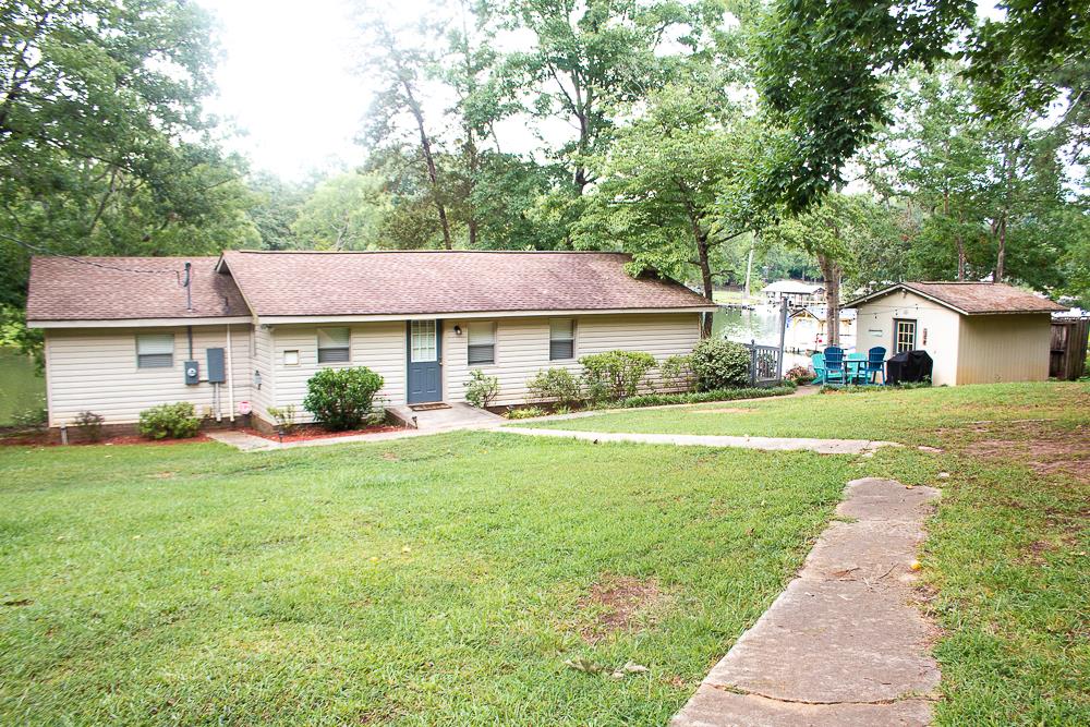 610 Holloway Cove Road Chappells, SC 29037 - Photo 6 of 94 Gallery Image 6