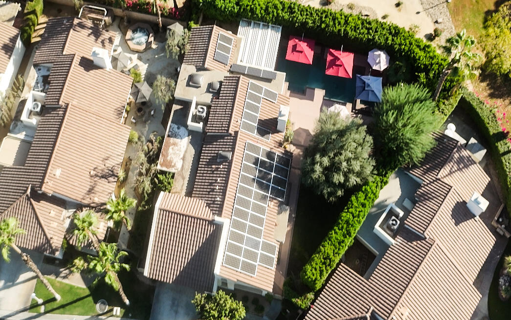 77779 St Augustine Drive Palm Desert, CA 92211 - Photo 10 of 59 41 OWNED SOLAR panels