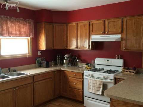 137 South Morrice Road Morrice, MI 48857 - Photo 5 of 13 20390706-4.JPG