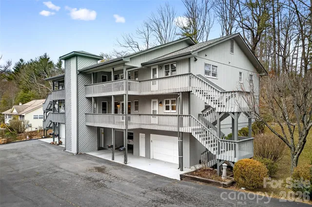 $399,000 | 72 Country Club Woods Drive, Spruce Pine, NC 28777