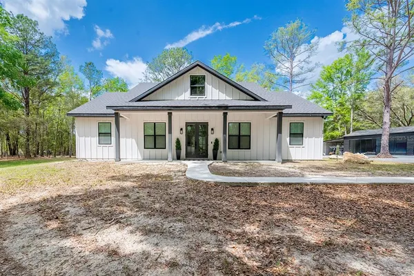 $620,000 | 456 Southwest Bradenton Way, Fort White, FL 32038