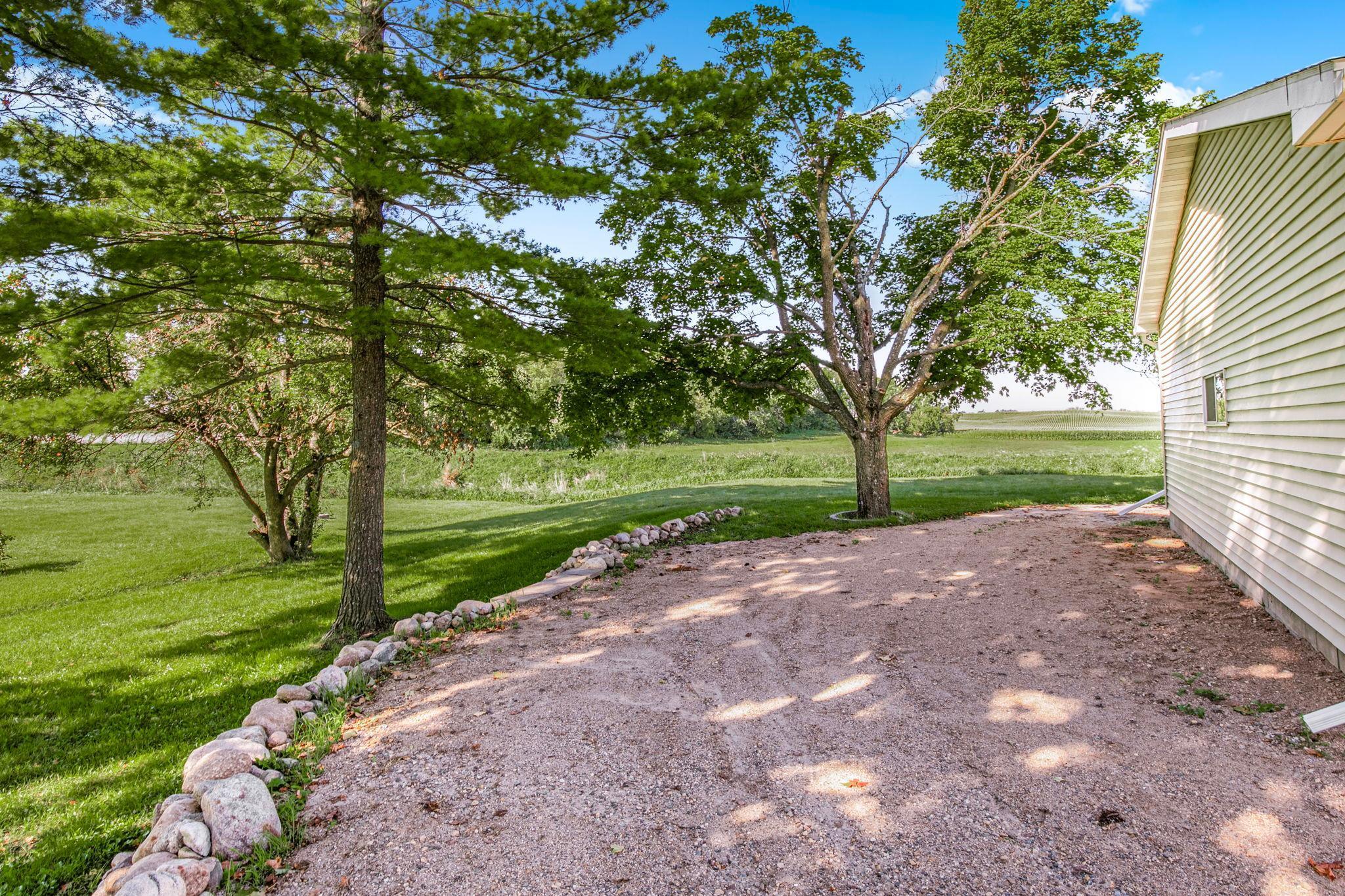 23508 County Road 1 Northwest Sunburg, MN 56289 - Photo 29 of 37