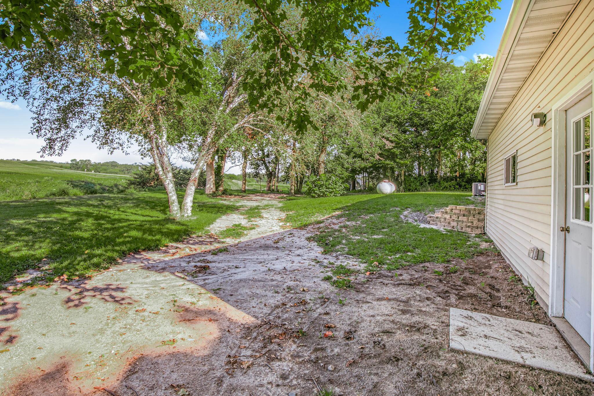 23508 County Road 1 Northwest Sunburg, MN 56289 - Photo 30 of 37