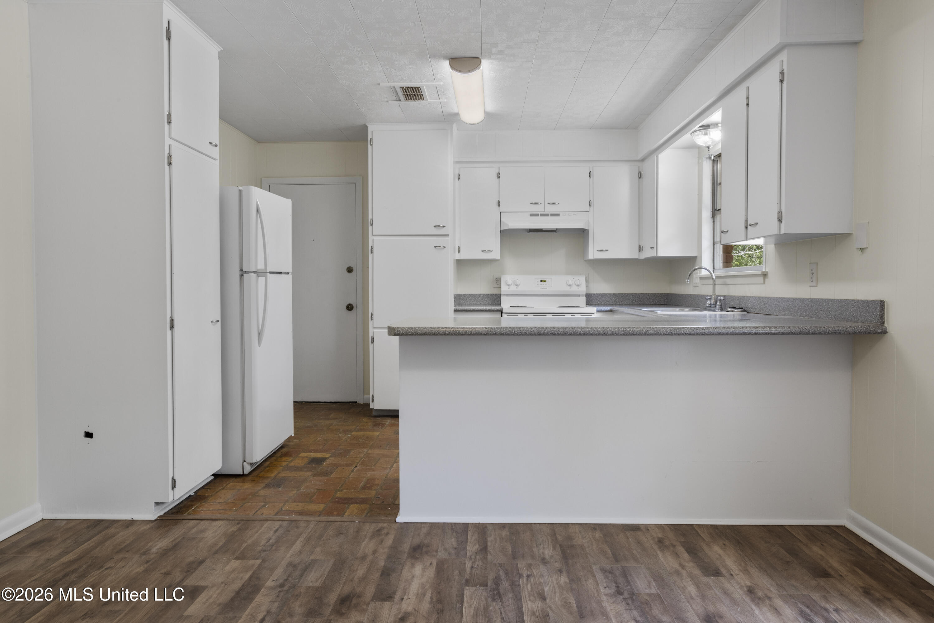 15629 Big Ridge Road Biloxi, MS 39532 - Photo 8 of 31 00007