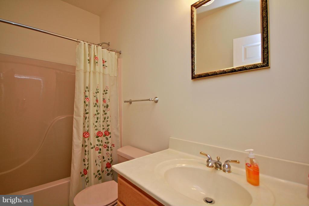 1615 Deerfield Road Darlington, MD 21034 - Photo 29 of 30 Bath