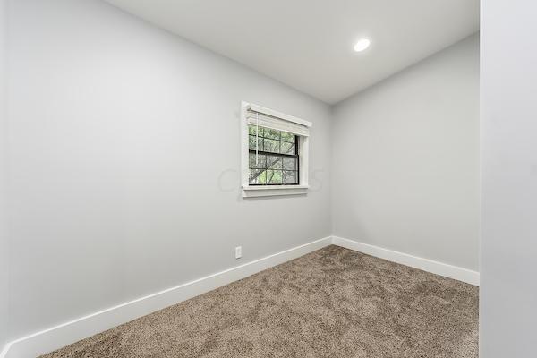 2859 Clifton Road Columbus, OH 43221 - Photo 15 of 27