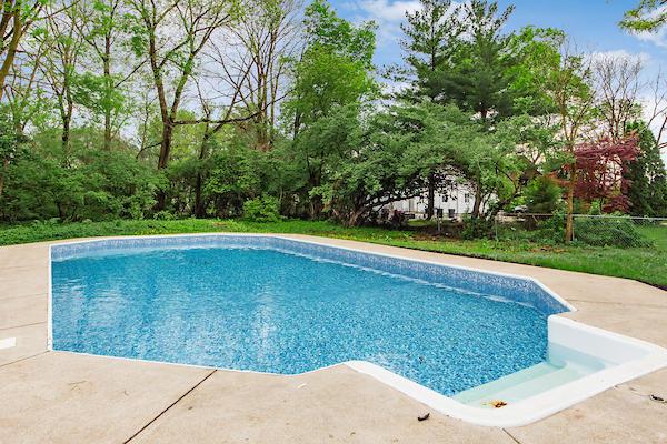 2859 Clifton Road Columbus, OH 43221 - Photo 22 of 27