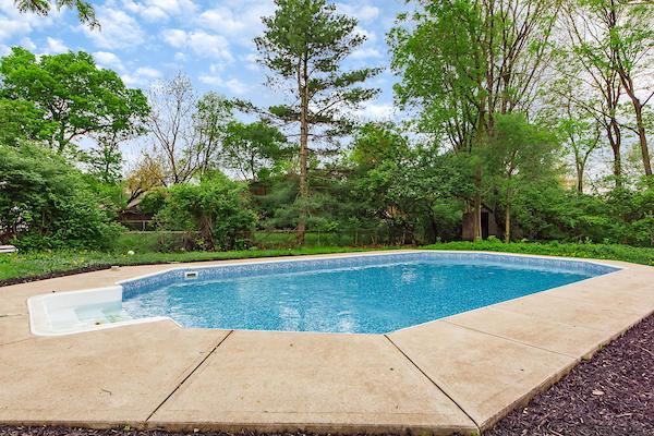 2859 Clifton Road Columbus, OH 43221 - Photo 4 of 27