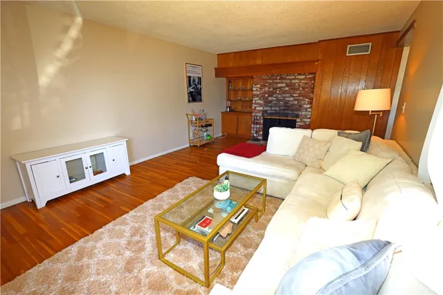 $1,150,000 | 622 East Lomita Avenue, Orange, CA 92867