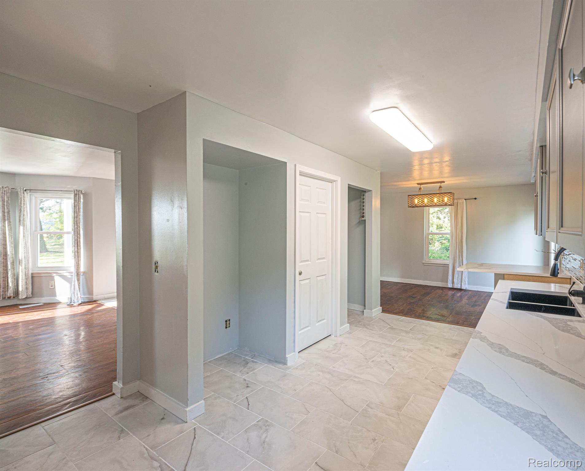 6547 Textile Road Ypsilanti, MI 48197 - Photo 15 of 31 Gallery Image 15
