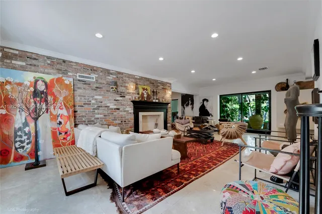 $20,000 | 10700 Old Cutler Road, Coral Gables, FL 33156