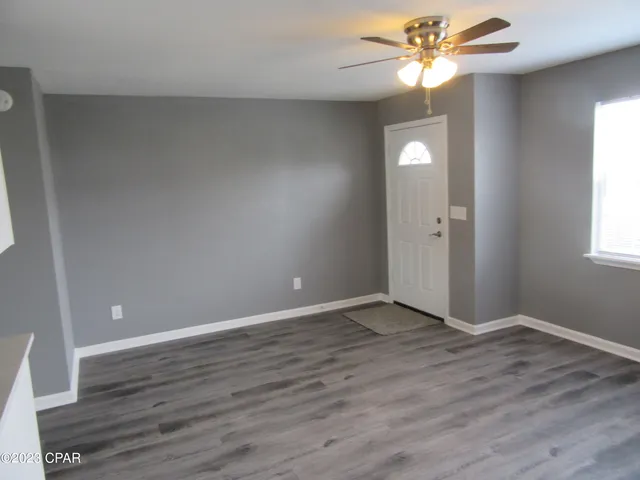 $1,395 | 134 Parker Village Circle, Panama City, FL 32404