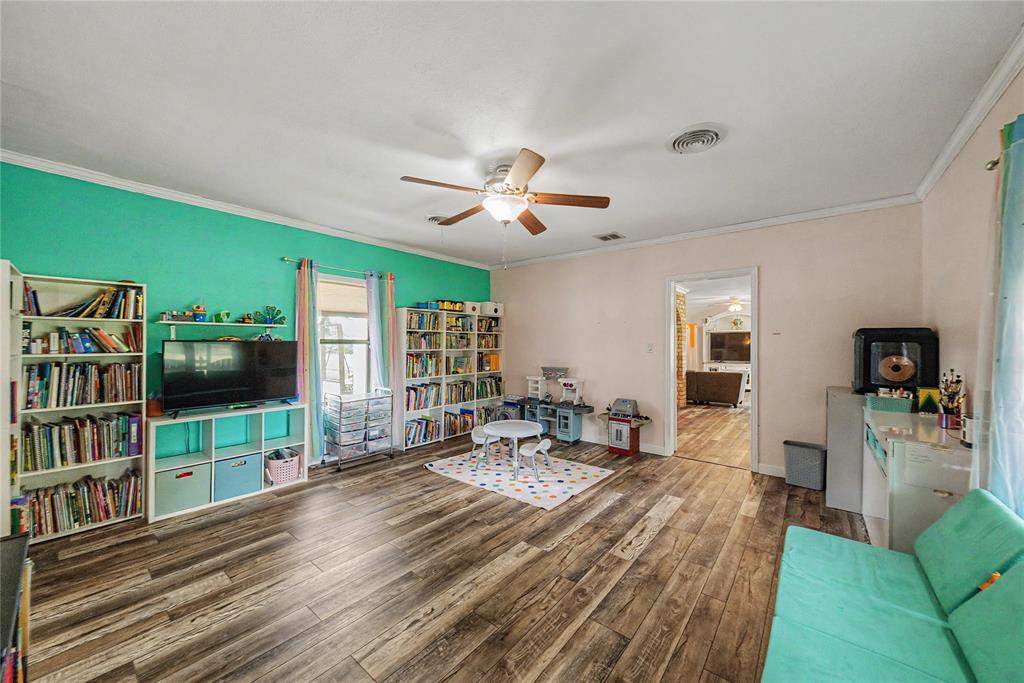 2313 Hickory Creek Road Denton, TX 76210 - Photo 21 of 39