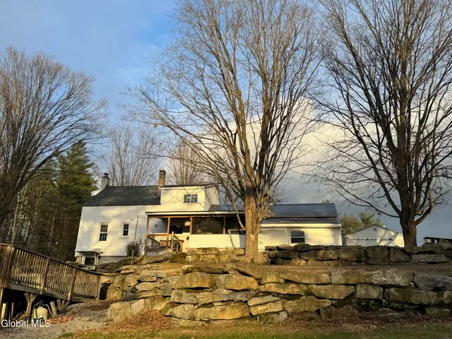 $498,600 | 241 Dean Road, Kingsbury, NY 12839