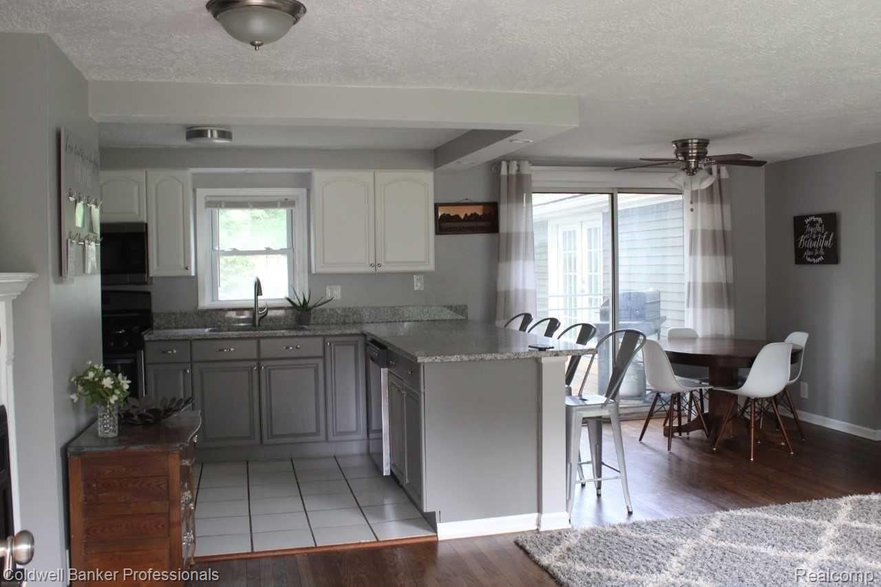 630 North Conklin Road Lake Orion, MI 48362 - Photo 12 of 15 9.jpg