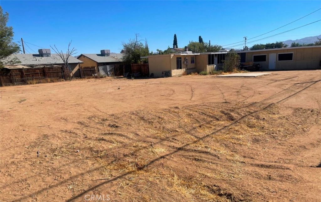 13508 Yakima Road Apple Valley, CA 92308 - Photo 7 of 7 Gallery Image 7