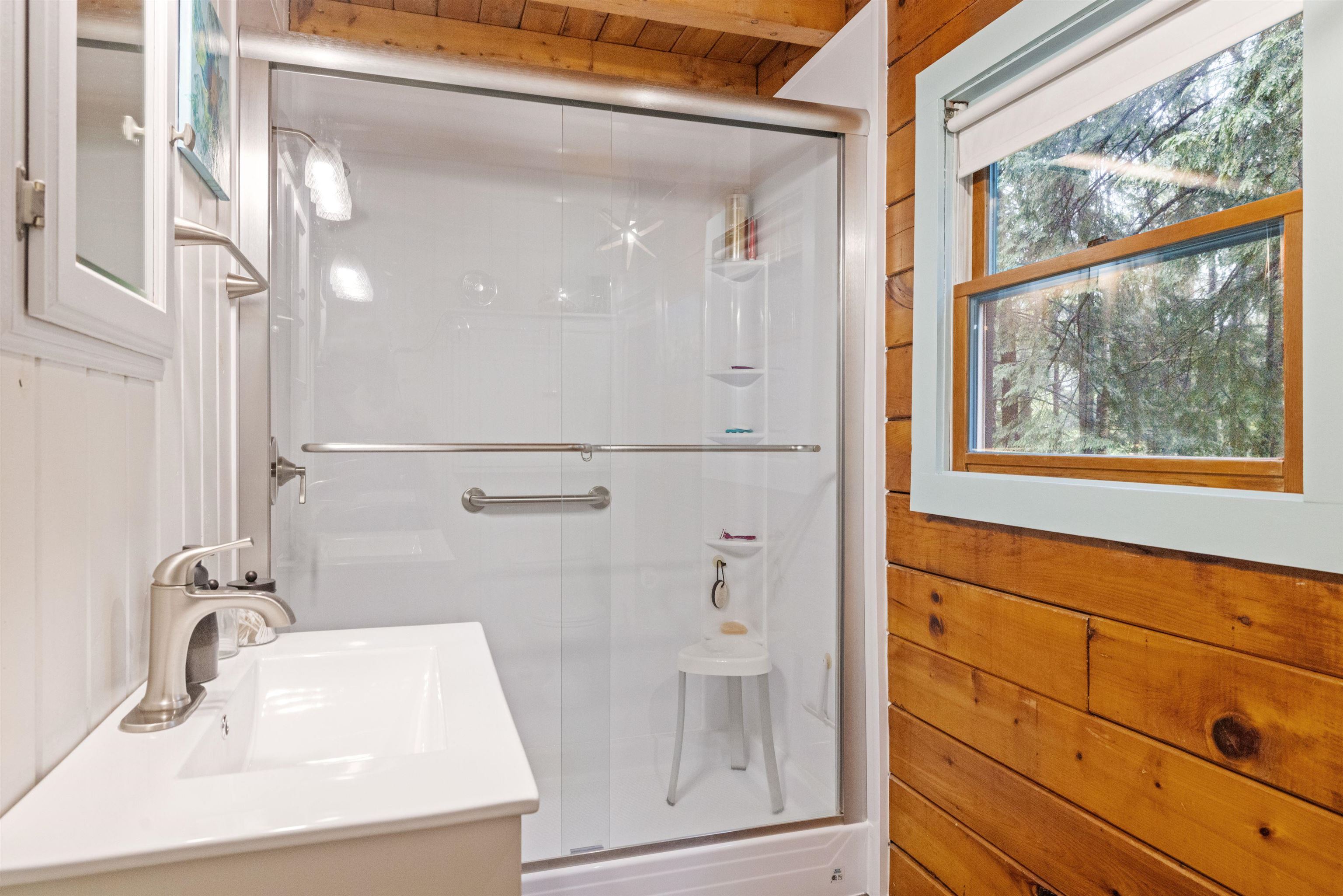 4050 River Road Bristol, NH 03222 - Photo 23 of 57