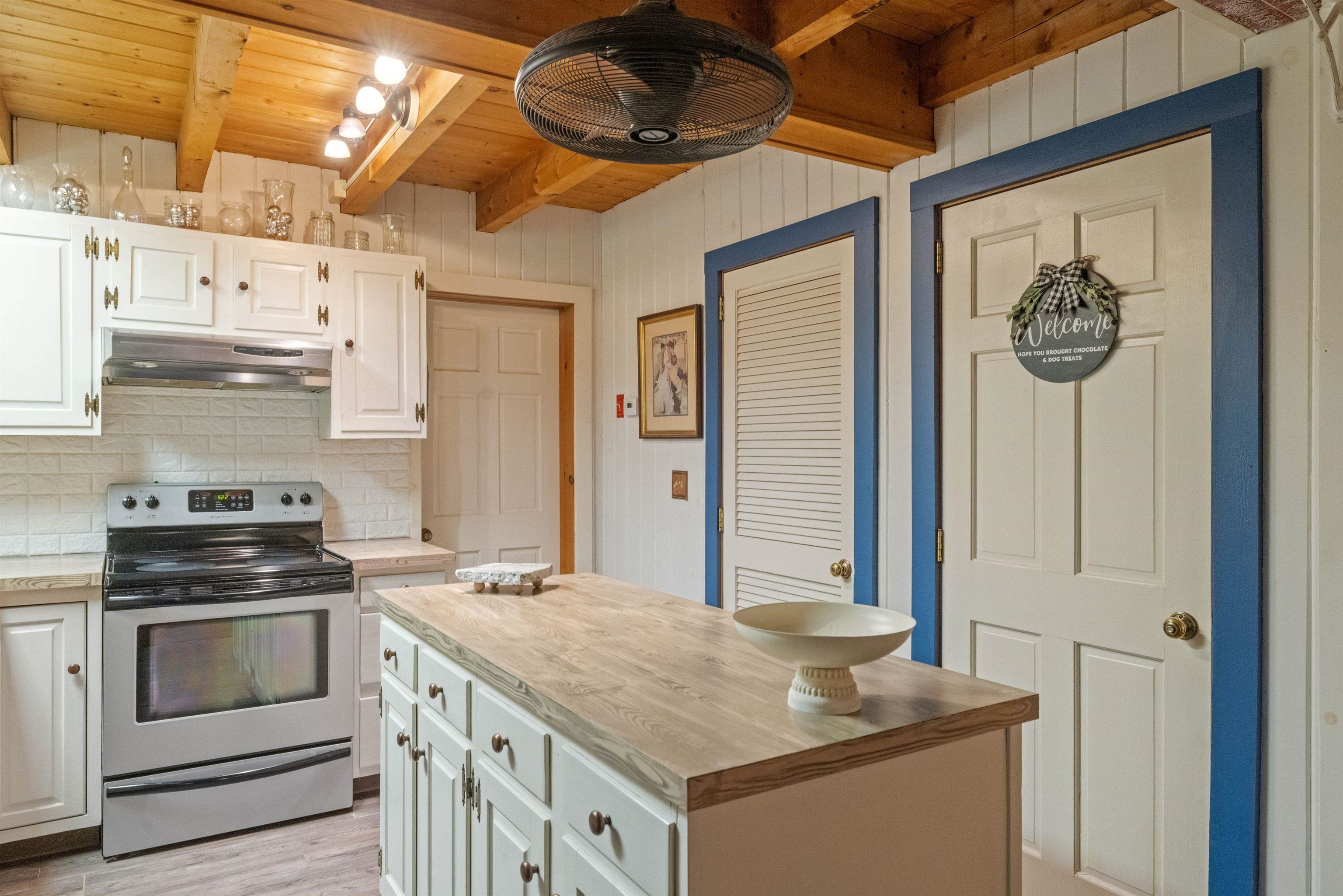 4050 River Road Bristol, NH 03222 - Photo 6 of 57