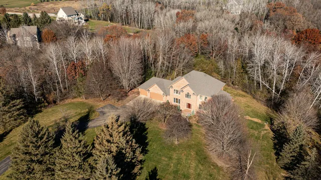 $1,100,000 | 75 River Bluff Place Northwest, Rochester, MN 55901
