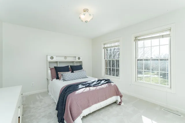 $1,100,000 | 75 River Bluff Place Northwest, Rochester, MN 55901