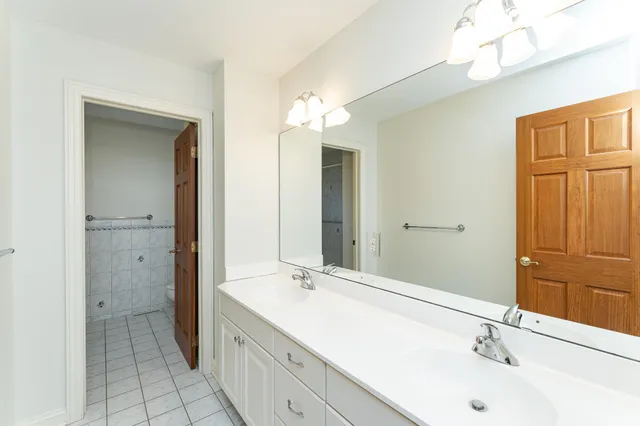 $1,100,000 | 75 River Bluff Place Northwest, Rochester, MN 55901