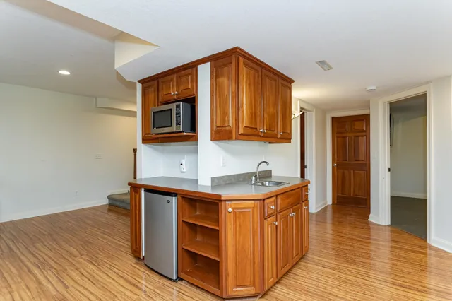 $1,100,000 | 75 River Bluff Place Northwest, Rochester, MN 55901